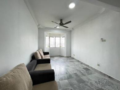 Aman Puri Apt, Kitchen Cabinet, Partly Furnished, Well Kept, Kepong