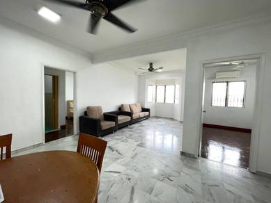 Aman Puri Apt, Kitchen Cabinet, Partly Furnished, Well Kept, Kepong