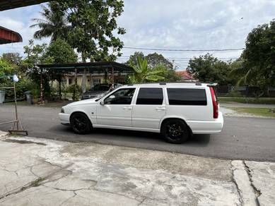 Volvo V70 2.0 T5 (A)