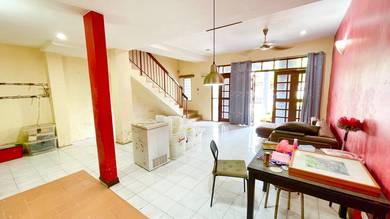 NEAR LRT Double Storey Terrace House Taman Puchong Prima  FREEHOLD