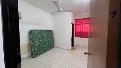 RENOVATED UNIT 1 Storey Sendayan Indah Seremban  FREEHOLD  BUMI LOT