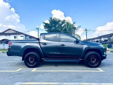Mitsubishi TRITON 2.4 VGT PREMIUM (A)