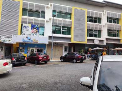 SHOPLOT (GROUND FLOOR)Pusat Komersial PAROI