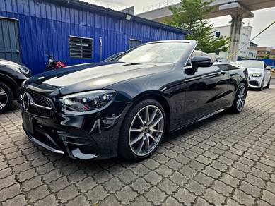 Mercedes Benz E300 CABRIOLET 2.0L (A)