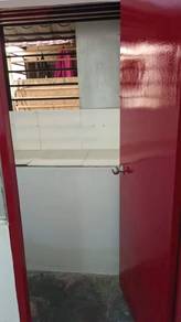 Hot Deal! Flat in Pangsapuri Aman Perdana For Rent