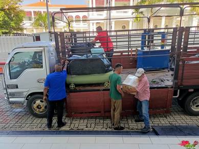 Lori sewa murah 1,2,3,5,7,10 ton,taillift/tailgate