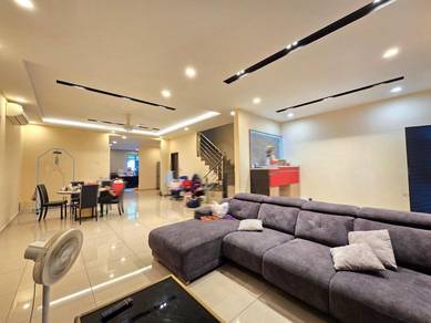 Bukit Jaya , Jalan Samping , Nice Condition