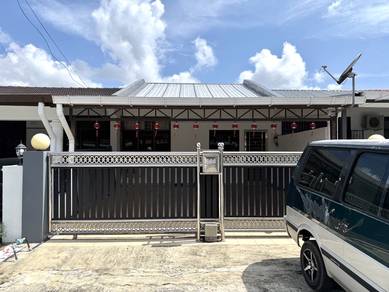 RENOVATED, Teres Setingkat, POH KONG PARK