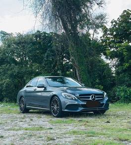 Mercedes Benz C200 2.0 AVANTGARDE car king