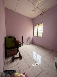 WITH LIFT VILLA SENTOSA APARTMENT KLANG 850sf 3R2B Gated &amp; Guarded FH