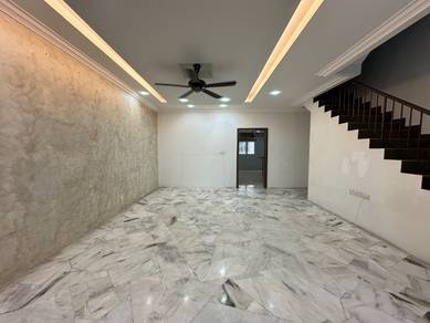 3 Storey Fully Renovated, Cheras Putri Jaya, Cartoon House Near MRT !
