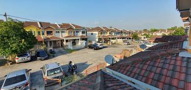 Double Storey Got Title
