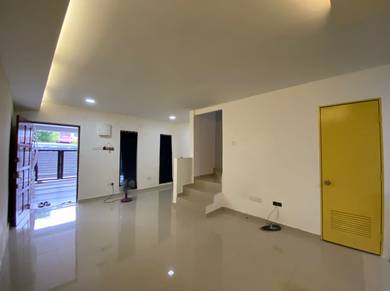 (Fully renovated)2Storey Terrace House Taman Kantan Permai,Kajang