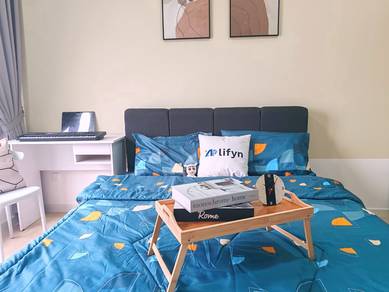 Kepong Master Room @ M Luna, Direct to MRT Sri Delima