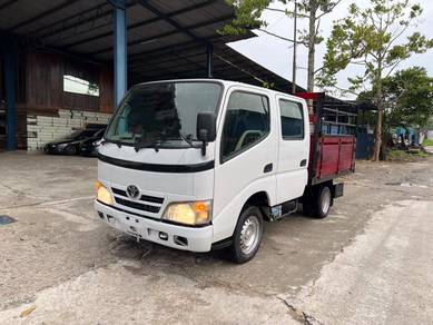 Recond 7 Kaki Toyota KDY231 Double Cab Wooden Carg