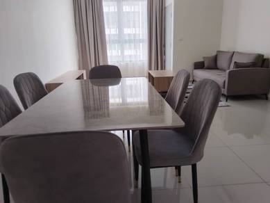 D&#39;sara Sentral Sungai Buloh ( furnished 3 rooms 2 bath 2 parking )