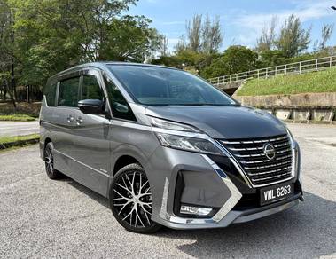 Nissan SERENA 2.0 IMPUL PREMIUM S-HYBRID