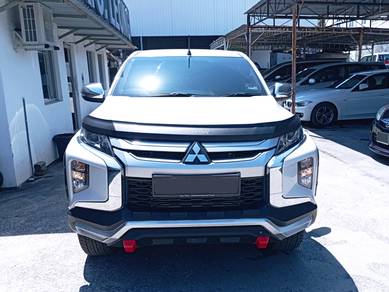 Mitsubishi TRITON 2.4 VGT A/T PREMIUM (A)