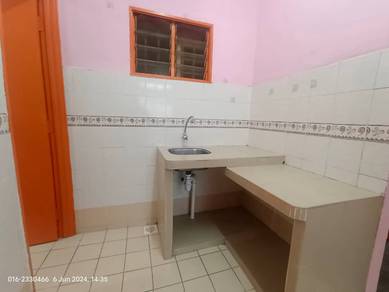 Sri Dahlia Apartment Puchong