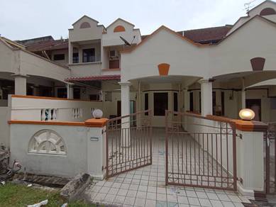 Freehold Double Storey Terrace @ Taman Dahlia / Bukit Beruang