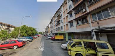 Taman Impian Indah Balakong 1st floor Freehold Below Market Full Loan