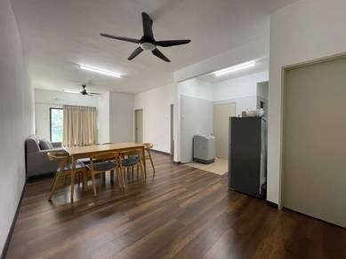 Camelia Residence @ Bandar Sungai Long , Fully Furnish , OCT Available