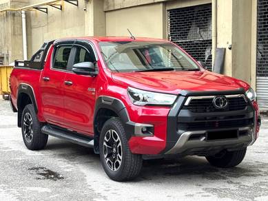 [2023] Toyota HILUX 2.8 ROGUE(A)FSR UNDER WARRANTY