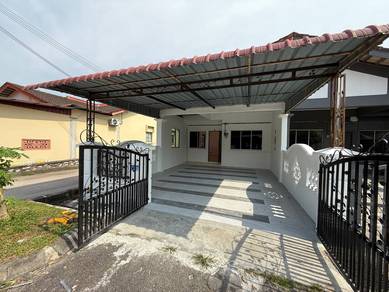 Kota Masai,1"Storey End Lot 3 Bed, Full Loan ,Duit Peguam Semua Cover