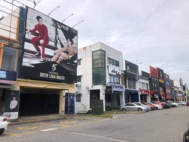 Facing Main Road Double Storey Shoplot Seri Bangi Business Centre