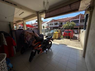 ( Ground Floor ) TownHouse, Desa Mutiara, Bandar Country Homes, Rawang