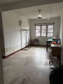 Pkns Sek 7 Shah alam ( 3 bilik 2 tandas)