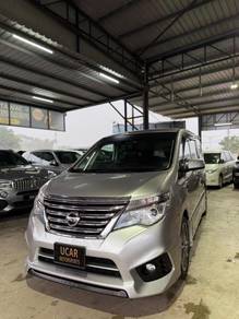 Nissan SERENA 2.0 S-HYBRID HIGHWAY STAR