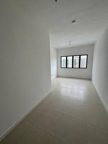 Brand New Basic Unit 2 Rooms Unit For Rent at Casa Embun @ Cybersouth