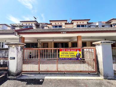 Kampar 2 Storey Terrace, Huge 5 Bedroom & 4 Bathroom 22' x 70'