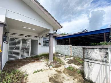 Single Storey Terrace Taman Mawar Jingga Banting FOR SALE