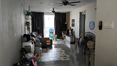 Suasana Lumayan, Cheras, 1 Car Park, Partially Renovated Unit