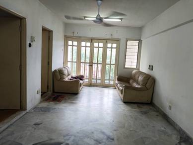 Opposite Sunway Pyramid, Subang Ville Condo, 4th Floor, For Sale