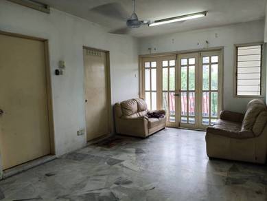 Opposite Sunway Pyramid, Subang Ville Condo, 4th Floor, For Sale
