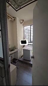 Zeta Deskye/Maxim  CityLights Sentul KL  (2 Parking) )