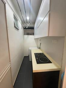 Zennith Suites Apartment, Larkin Good condition 1bedroom,8min to ciq