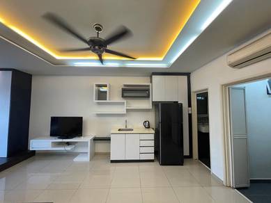 Zennith Suites Apartment, Larkin Good condition 1bedroom,8min to ciq