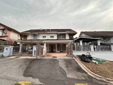 Bandar Seri Putra Bangi @ Semi-D Double Storey Terrance Full Renovate
