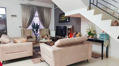 Teres 2.5 tingkat Partial furnished Scientex Jaya Senai Full renovated