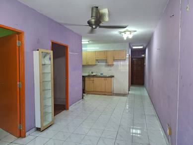 Lestari Apartment @ Damansara Damai
