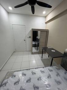 Axis Crown,Medium room,Female Unit,5min walk to LRT,Ampang,Pandan jaya