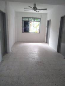 Tingkat 2 nak jual full loan / dahlia apartment ,puchong