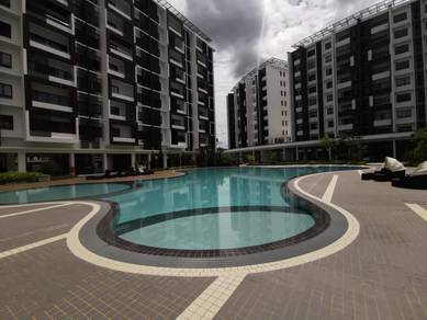 D’Ryx Condominium FOR SALE