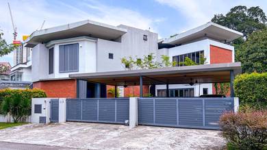 [ RENOVATED ] Beautiful Bungalow Tropicana Indah Petaling Jaya