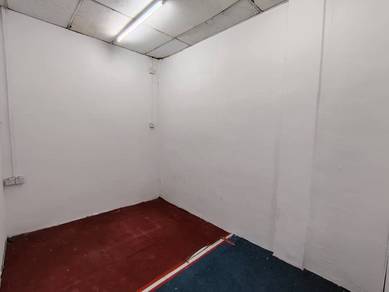 MAIN ROAD Office Tmn Sri Mawar Senawang Seremban 1400sf Semi Fitted