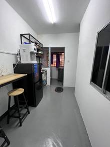 Room for Male in nearby Sg Buloh